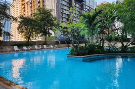 Condo with 1 Bedroom and 1 Bathroom is available for sale in Bangkok, Thailand at the The Grand Regent development