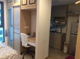 Studio Appartement zu verkaufen im Ideo Q Chula Samyan, Maha Phruettharam