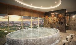 图片 2 of the Jacuzzi at Grand Solaire Pattaya