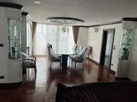 3 Bedroom Condo for rent at Regent On The Park 3, Khlong Tan Nuea, Watthana, Bangkok