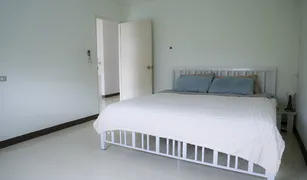 2 Schlafzimmern Appartement zu verkaufen in Talat Nuea, Phuket Baan Thanarak Phuket