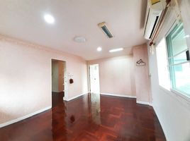 5 Bedroom House for sale in Nuan Chan, Bueng Kum, Nuan Chan