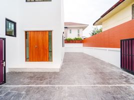 5 Bedroom Villa for sale in Thailand, Lat Phrao, Lat Phrao, Bangkok, Thailand