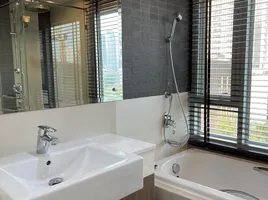 Studio Condo for sale at The Crest Sukhumvit 49, Khlong Tan Nuea