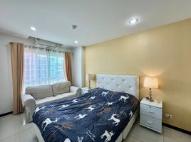 1 Bedroom Apartment for sale at Siam Oriental Garden 2, Nong Prue