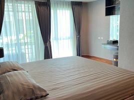 2 Bedroom Condo for rent at Le Cosi Ekamai 28, Khlong Tan Nuea