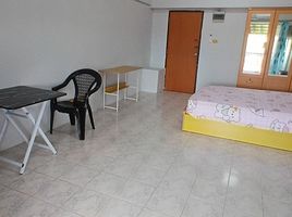 Studio Wohnung zu vermieten im Saranya Place, Talat Khwan