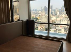 2 Schlafzimmer Wohnung zu verkaufen im The Room Charoenkrung 30, Bang Rak
