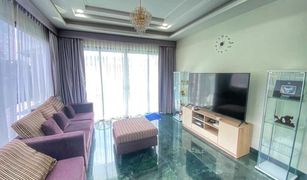 5 Bedrooms Villa for sale in Chimphli, Bangkok 