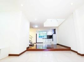 3 Bedroom House for sale in Lat Phrao, Bangkok, Lat Phrao, Lat Phrao