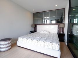 1 Schlafzimmer Appartement zu vermieten im SOCIO Ruamrudee, Lumphini, Pathum Wan, Bangkok
