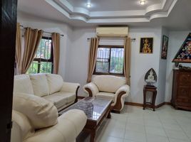 4 Schlafzimmer Haus zu vermieten im Thanyawan Place Village, Nong Prue