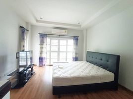 3 Schlafzimmer Haus zu vermieten in Wat Pho, Nai Mueang, Nai Mueang