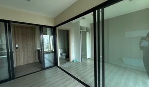 Studio Wohnung zu verkaufen in Huai Khwang, Bangkok Condolette Midst Rama 9