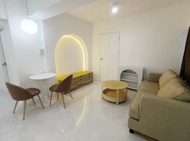 2 Bedroom Apartment for sale at J.C. Tower Inthamara, Sam Sen Nai