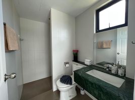 2 Schlafzimmer Villa zu vermieten im East Bangtao Ville, Thep Krasattri