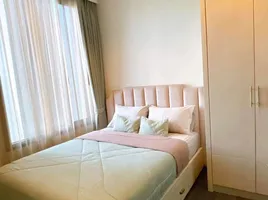 1 спален Кондо в аренду в Edge Sukhumvit 23, Khlong Toei Nuea