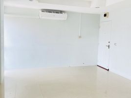 Studio Condo for sale at J.W. Suite, Lat Phrao, Lat Phrao
