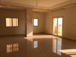 4 Bedroom Condo for rent at Al Narges 1, Al Narges, New Cairo City