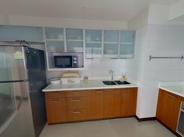 3 Schlafzimmer Wohnung zu vermieten im Rattanakosin View Mansion, Bang Yi Khan