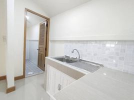 3 Bedroom Townhouse for sale in Makro Hangdong, Mae Hia, Mae Hia