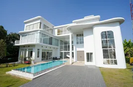 6 bedroom Villa for sale in Chiang Mai, Thailand
