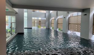 Кондо, 3 спальни на продажу в Phra Khanong, Бангкок Ramada Plaza By Wyndham Bangkok Sukhumvit 48