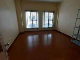 3 Bedroom Townhouse for rent at Ban Klang Mueang The Paris Ratchavipha, Lat Yao