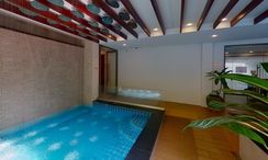 图片 3 of the 游泳池 at Amaranta Residence