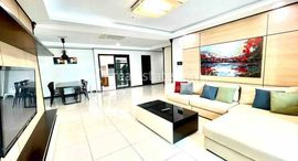Available Units at Three bedroom condo for rent in BKK1