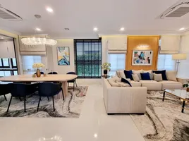 5 Bedroom House for sale at Nantawan Rama 9 - New Krungthepkretha, Saphan Sung, Saphan Sung, Bangkok