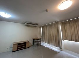 Studio Condo for sale at Garden Place, Sam Sen Nok