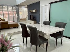3 Bedroom Townhouse for rent at Lan Doa Home , Mae Hia, Mueang Chiang Mai