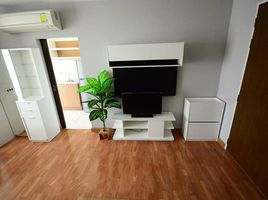 Studio Apartment for rent at Ivy Ratchada, Sam Sen Nok, Huai Khwang