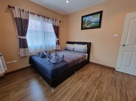 4 Schlafzimmer Villa zu vermieten im Baan Rungaroon 3, Hang Dong, Chiang Mai