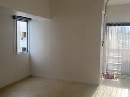 Studio Wohnung zu verkaufen im Family Complex, Sam Sen Nai