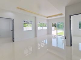 3 Bedroom House for sale at Saranis House, Buak Khang, San Kamphaeng