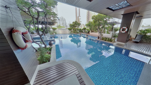 Vista en 3D of the Communal Pool at The Prime 11