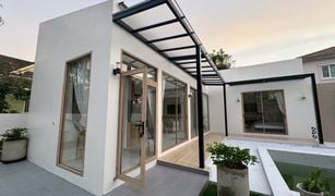 2 Bedrooms Villa for sale in Chalong, Phuket 