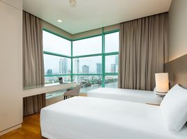 2 Schlafzimmer Appartement zu vermieten im Chatrium Residence Riverside, Wat Phraya Krai