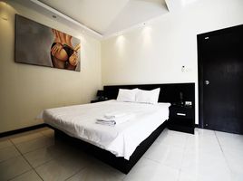 3 Bedroom Townhouse for rent at Phuket Grandville Village, Si Sunthon