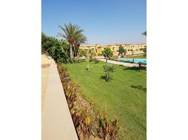 4 Bedroom Villa for sale at Royal Meadows, Sheikh Zayed Compounds, Sheikh Zayed City, Giza