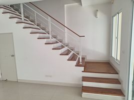 3 Schlafzimmer Villa zu vermieten im Baan Klang Muang Sathorn-Taksin 2, Bang Kho