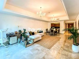 1 बेडरूम अपार्टमेंट for sale at The Fairmont Palm Residence North, The Fairmont Palm Residences