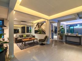 3 Schlafzimmer Villa zu verkaufen im Naiharn Pool Villa, Rawai, Phuket Town, Phuket