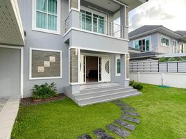 5 Bedroom Villa for sale at Thanaporn Park Home 5, San Pa Pao