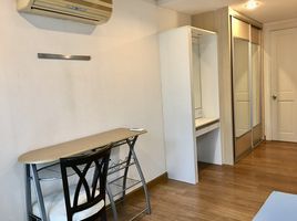 3 Bedroom Condo for sale at Wattana Suite, Khlong Toei Nuea