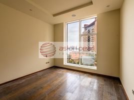 3 Bedroom Apartment for sale at Emerald, Jumeirah