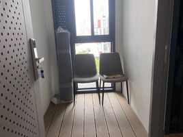 2 Schlafzimmer Wohnung zu vermieten im Taka Haus, Khlong Tan Nuea