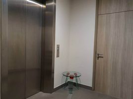 1 Bedroom Condo for sale at Noble Ploenchit, Lumphini